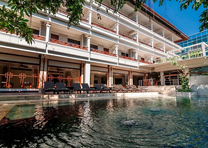 Maharani Beach Hotel
